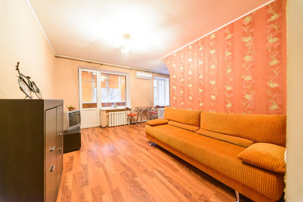 Apartment On Hryhoriia Chuprynky Kiev Eksteriør bilde